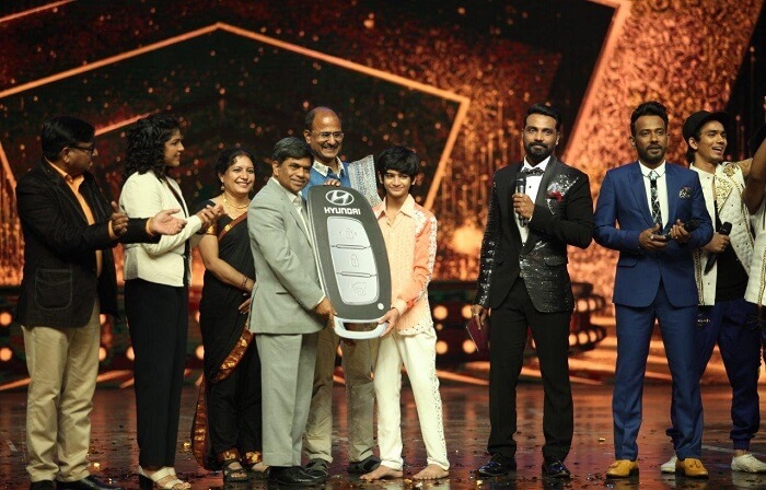 Season 2 (2016): Tanay Malhara